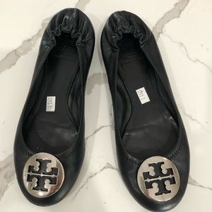 Tory Burch size 7 black flats